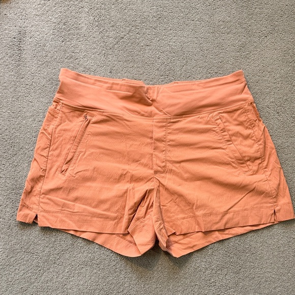 Athleta Pants - Athleta Trekkie North women’s  Orange/coral Shorts 14